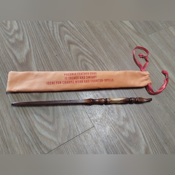 Personal Wand - Picture 2 of 2